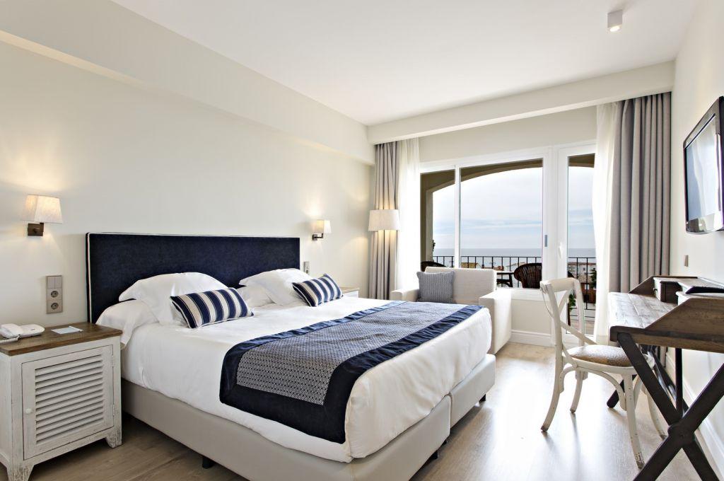 Hotel Aigua Blava Begur Exterior photo