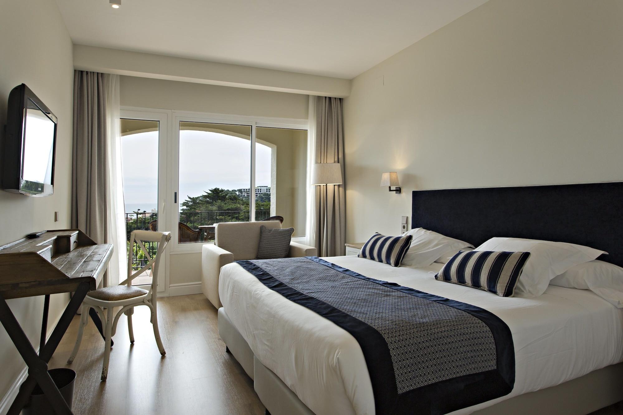 Hotel Aigua Blava Begur Exterior photo